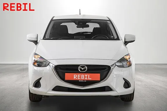 Mazda 2 2017 photo 3