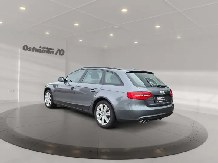Audi A4 Avant 2015 photo 4