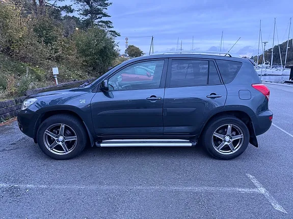 Toyota Rav4 2007 photo 2