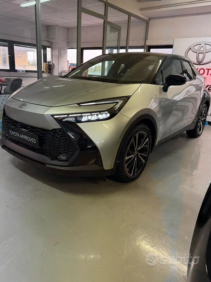 Toyota C-Hr 2024 photo 2