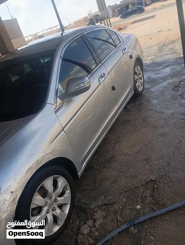 Hyundai Accord 2010 photo 2
