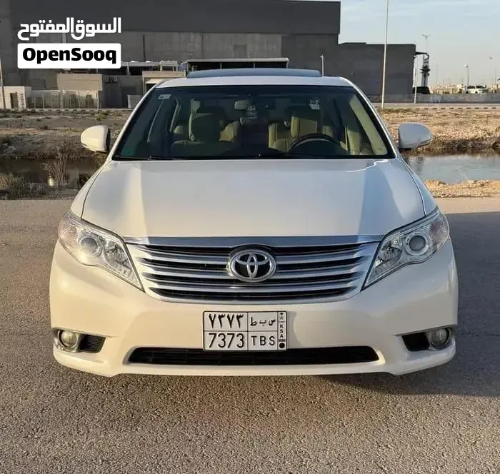 Toyota Avalon 2012 photo 4
