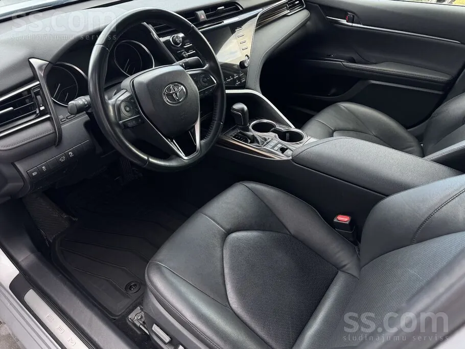 Toyota Camry 2019 photo 4