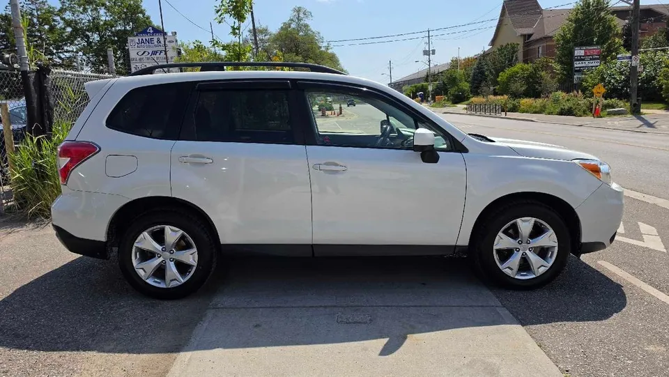 Subaru Forester 2015 photo 3