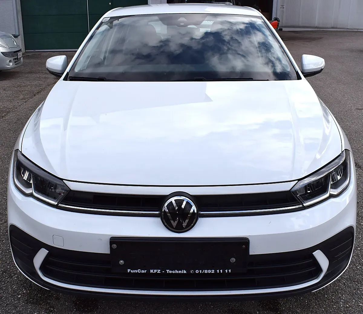 Volkswagen Polo 2023 photo 2