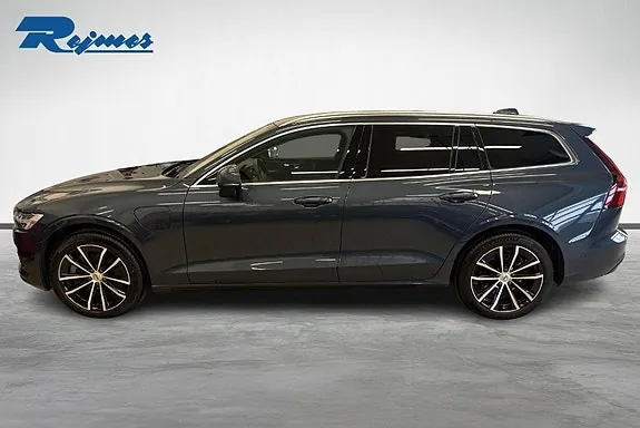 Volvo V60 2025 photo 3
