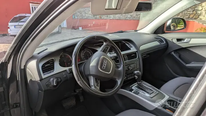 Audi A4 Allroad 2010 photo 3