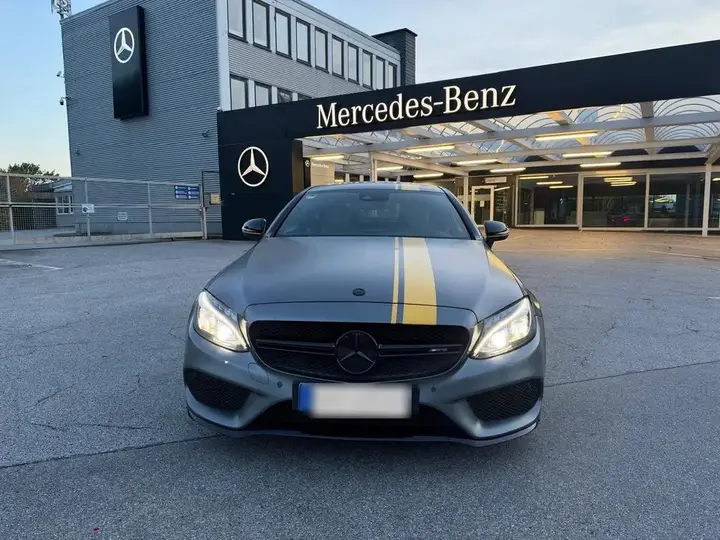 Mercedes-Benz C300