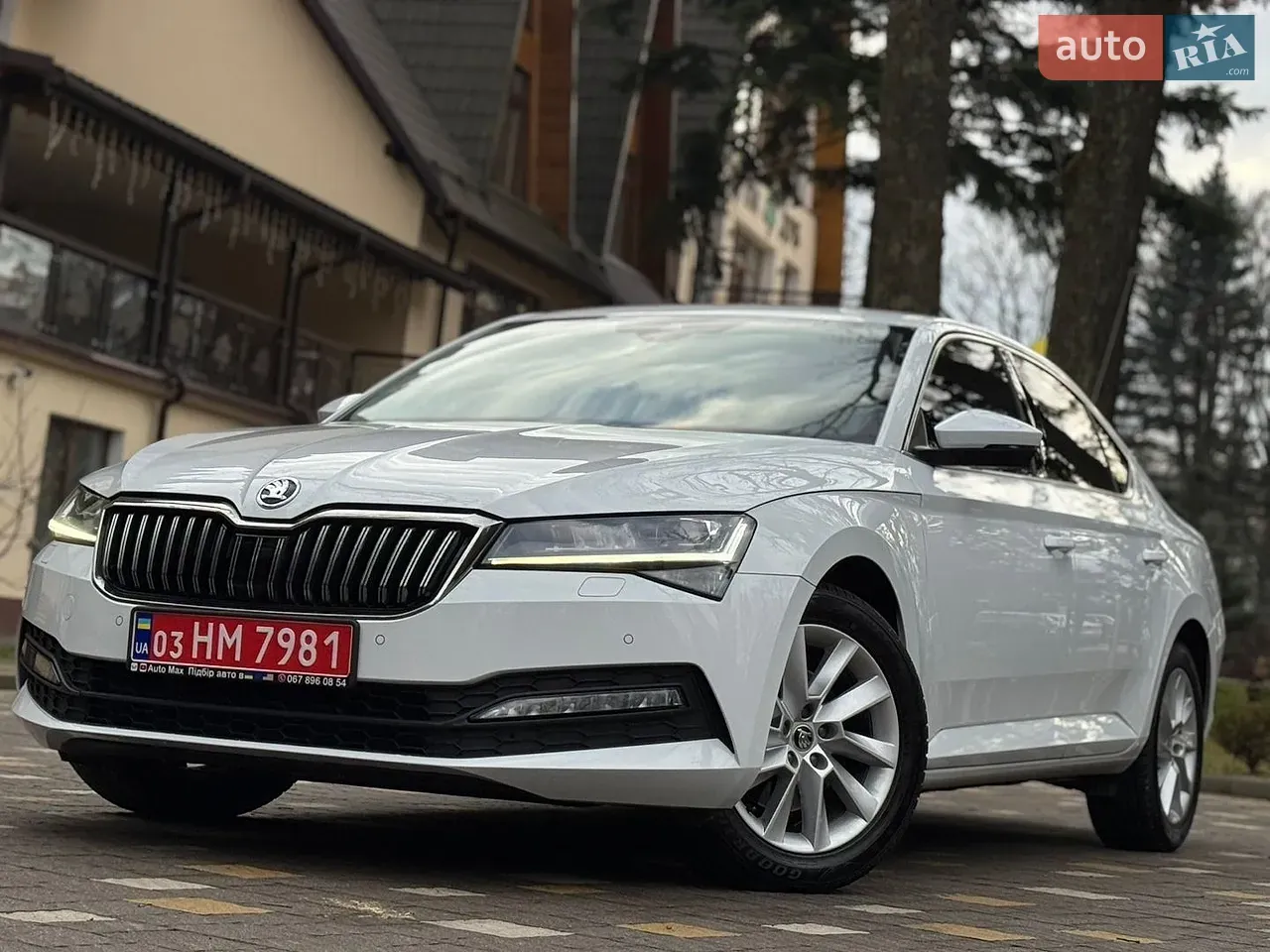 Skoda Superb 2021 photo 2