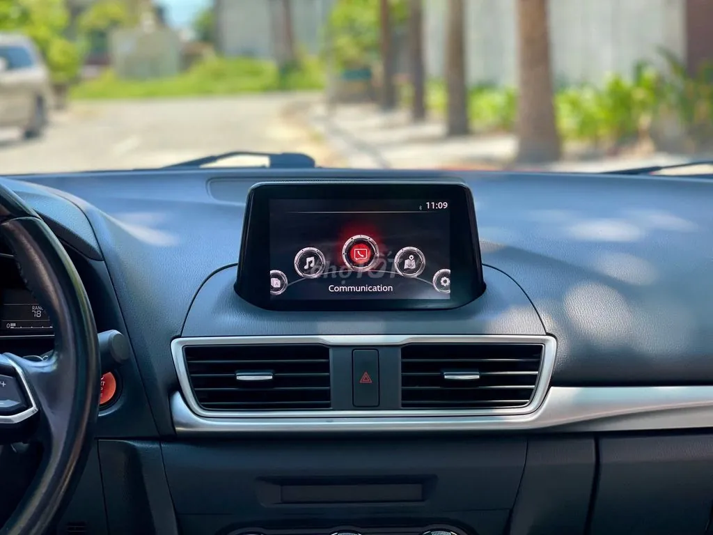 Mazda 3 2019 photo 4