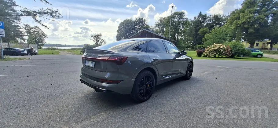 Audi E-Tron 2022 photo 5