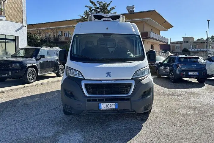 Peugeot Boxer 2017 photo 2