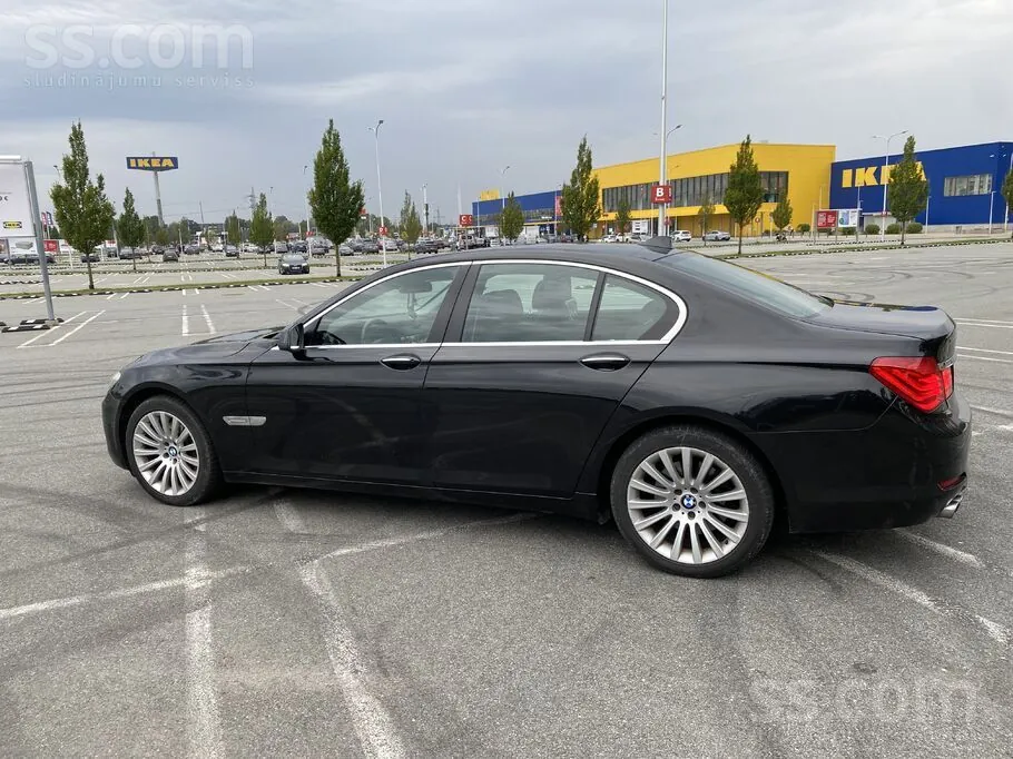BMW 730 2009 photo 4