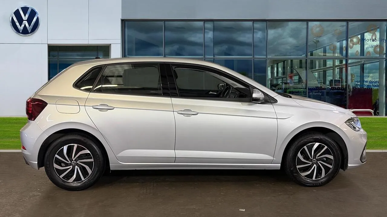 Volkswagen Polo 2023 photo 4