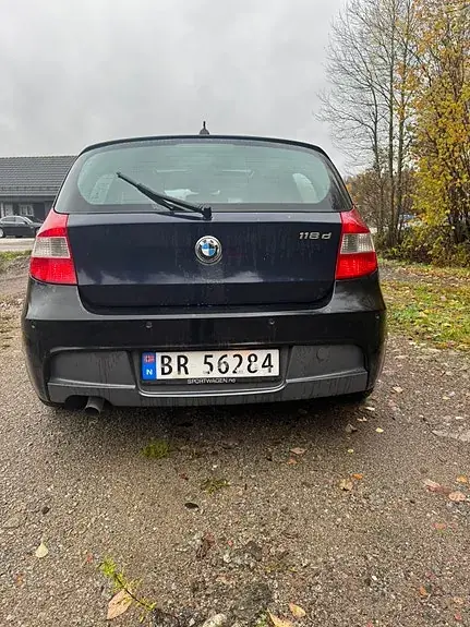 BMW 118D 2006 photo 4