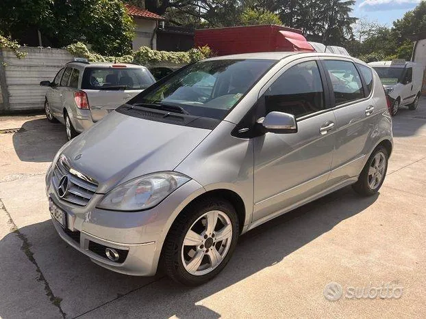 Mercedes-Benz A-Class 2009 photo 3
