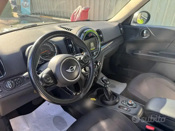 Mini Countryman 2017 photo 4