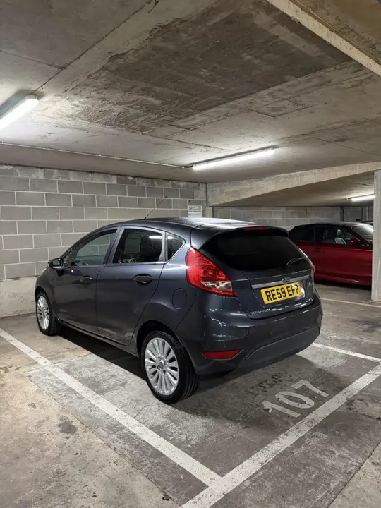 Ford Fiesta 2009 photo 4