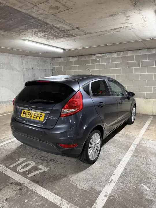 Ford Fiesta 2009 photo 5