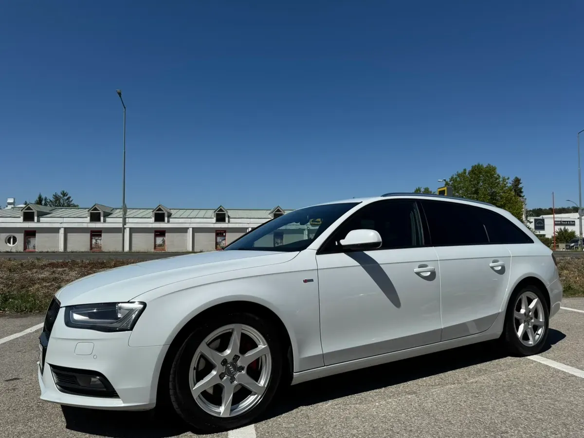 Audi A4 2015 photo 2