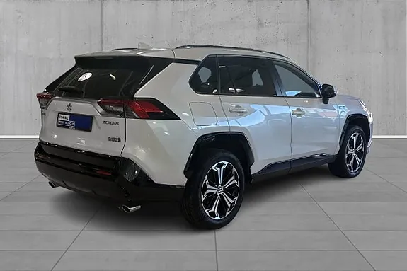 Suzuki Across 2024 photo 5
