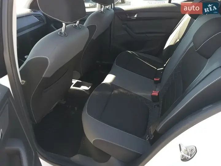Skoda Fabia 2019 photo 2