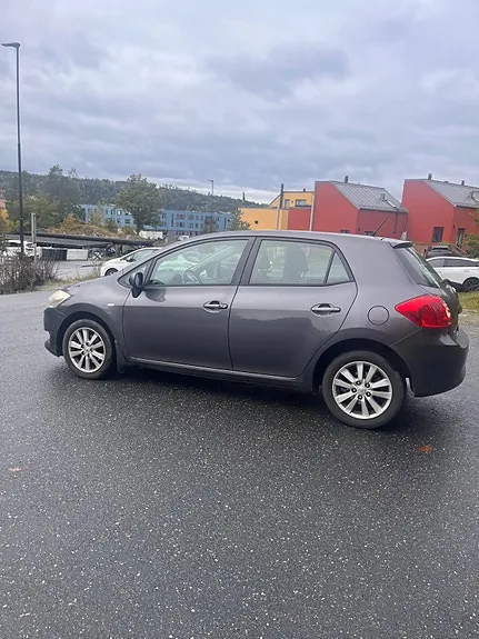 Toyota Auris 2008 photo 4
