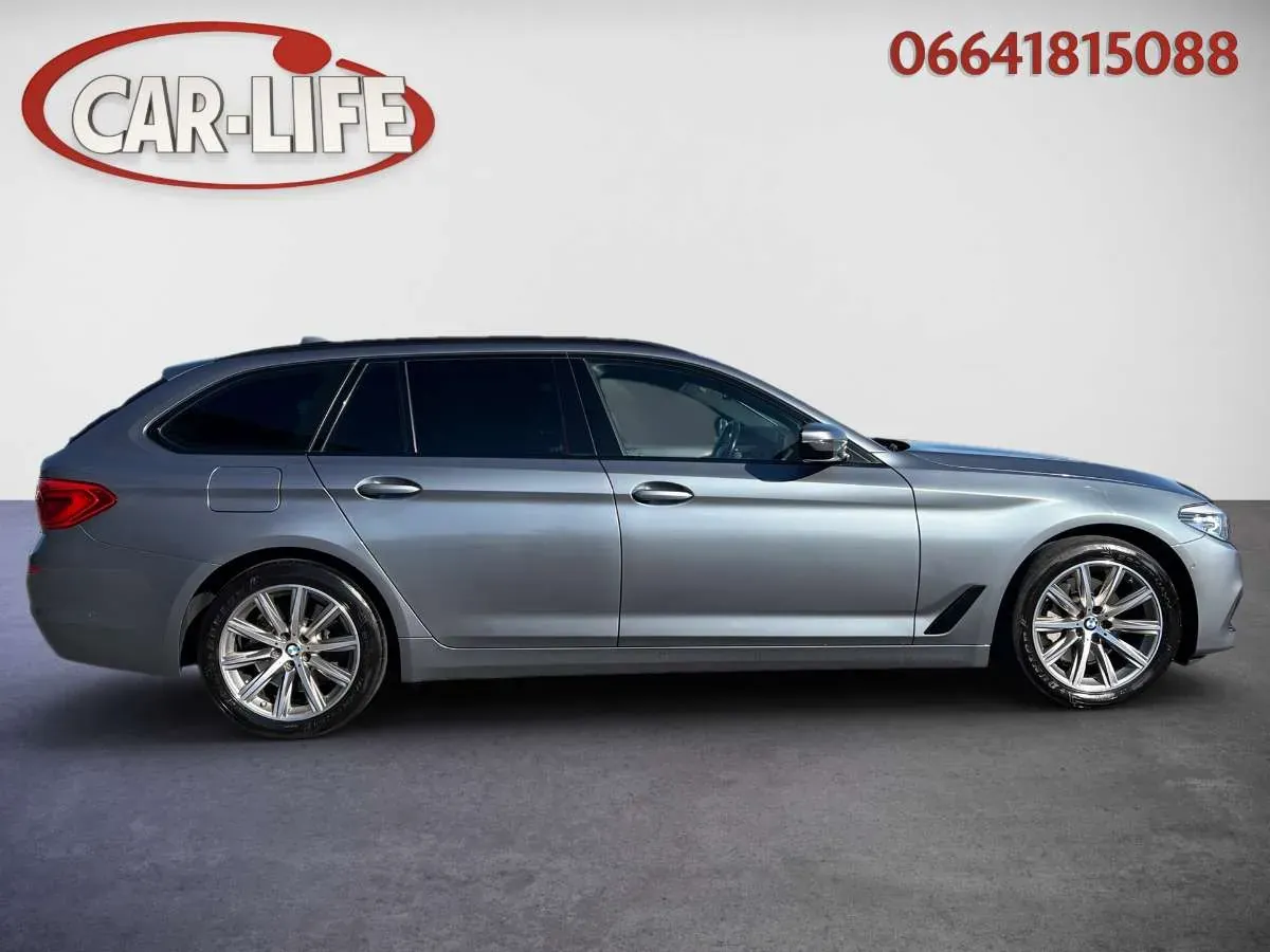 BMW 5 Series 2017 photo 3