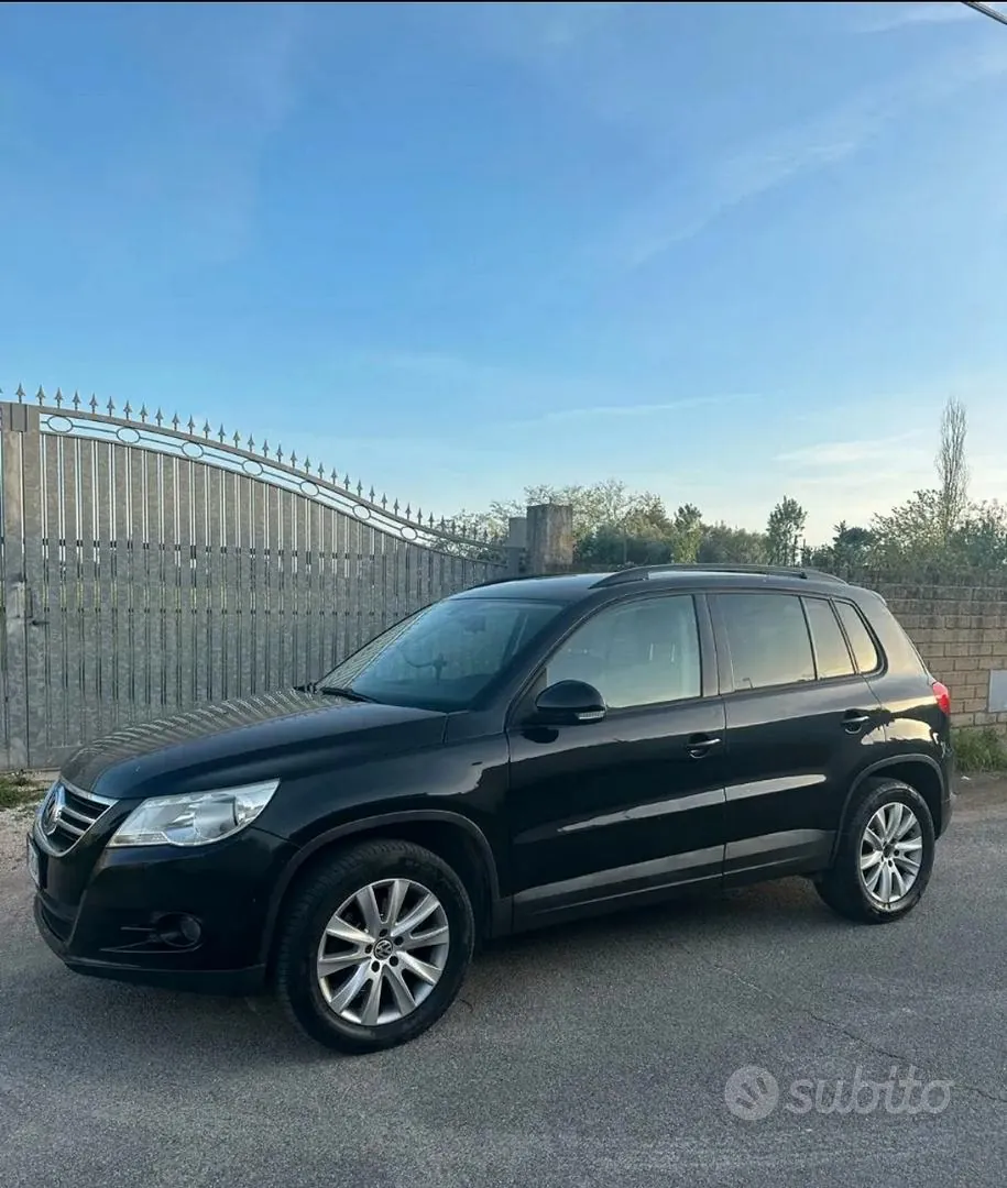 Volkswagen Tiguan 2010 photo 2