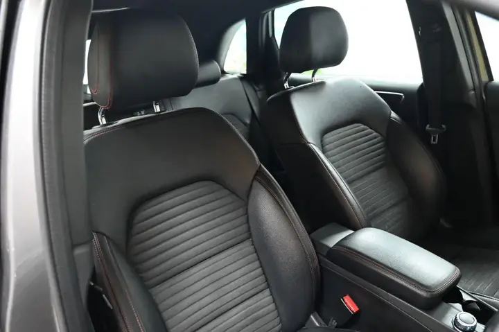 Mercedes-Benz B-Class 2018 photo 4