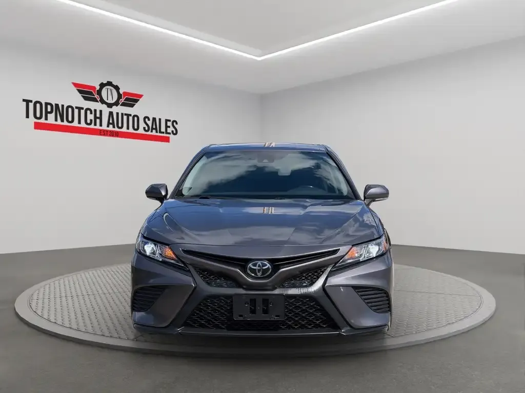Toyota Camry 2019 photo 2