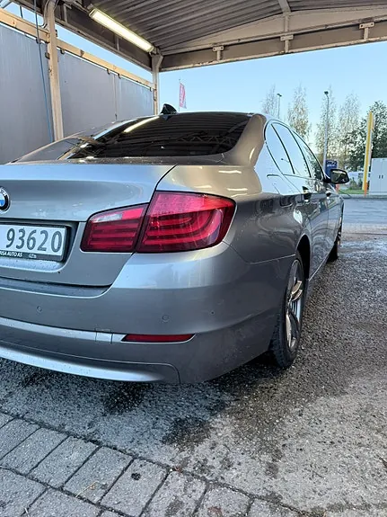 BMW 520D 2012 photo 2