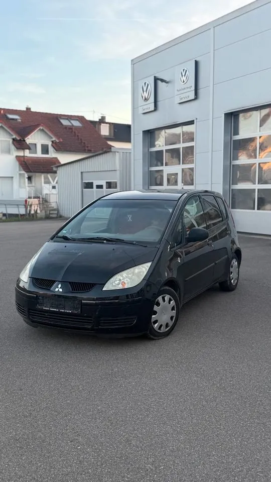 Mitsubishi Colt