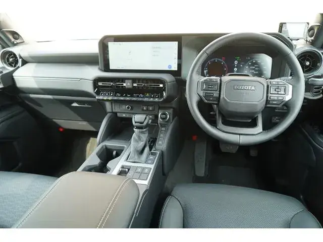 Toyota Land Cruiser 250 2025 photo 2