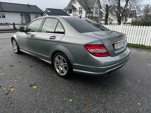 Mercedes-Benz C 220 D 2008 photo 3