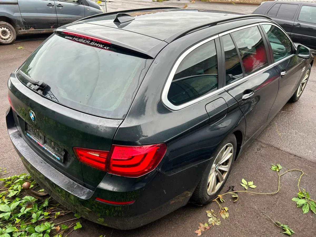 BMW 5 Series 2012 photo 3