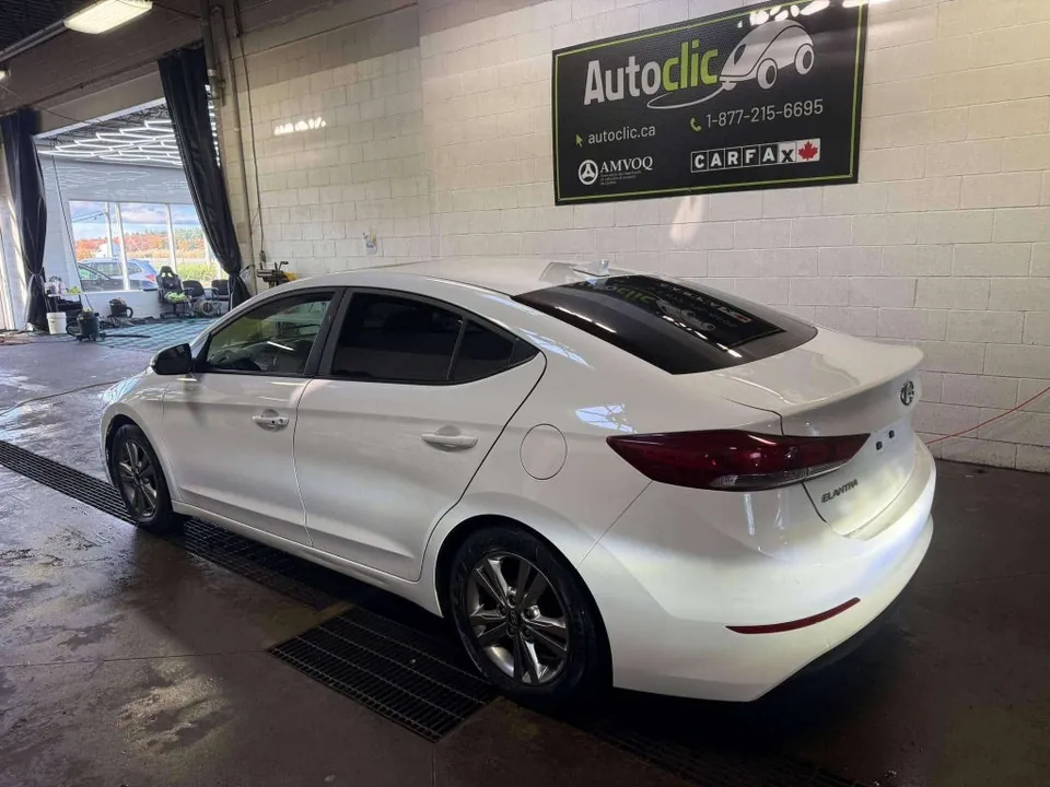 Hyundai Elantra 2018 photo 3