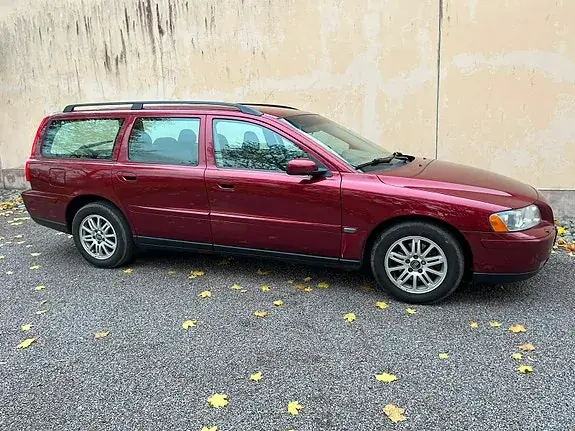 Volvo V70 2005 photo 2