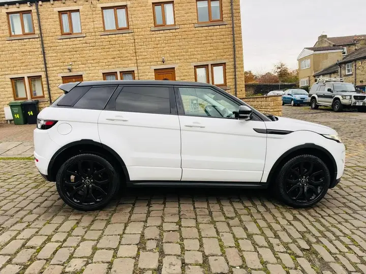 Land Rover Range Rover Evoque 2013 photo 4