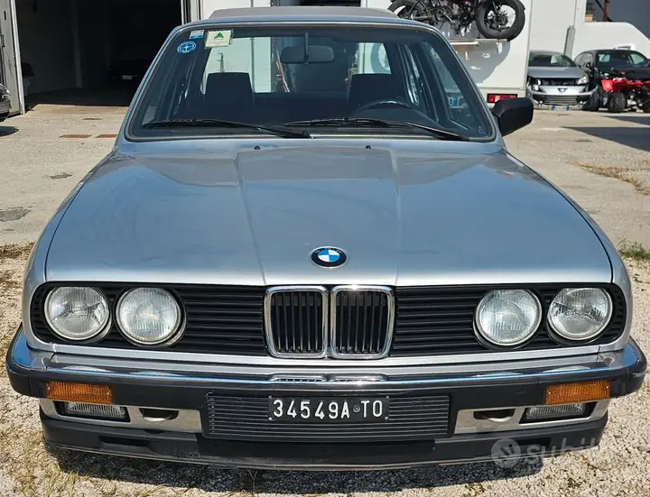 BMW 318 1984 photo 5