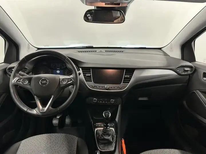 Opel Crossland X 2022 photo 2