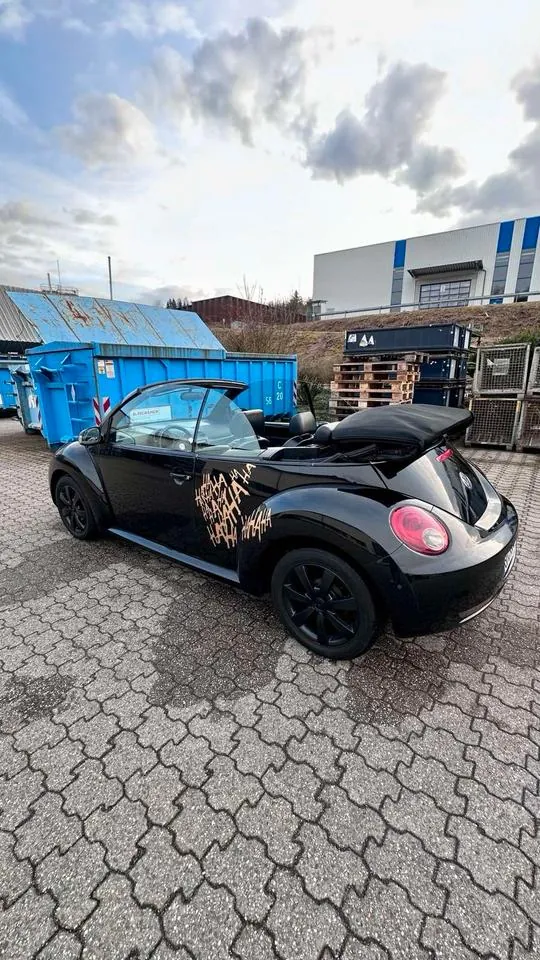 Volkswagen New Beetle