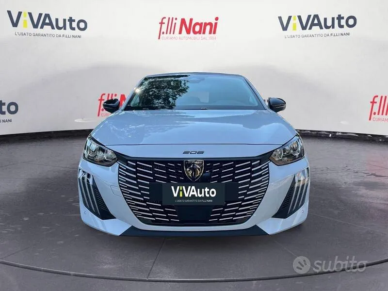 Peugeot 208 2026 photo 2