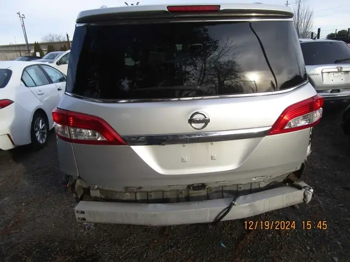 Nissan Quest 2012 photo 3