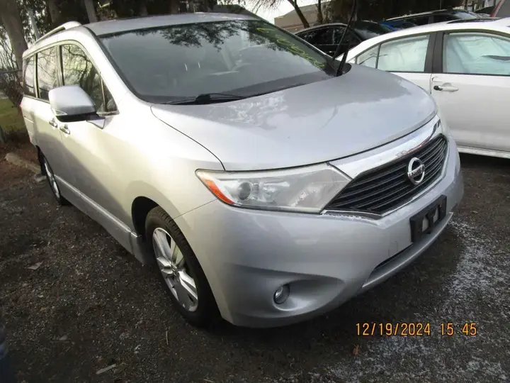 Nissan Quest 2012 photo 5