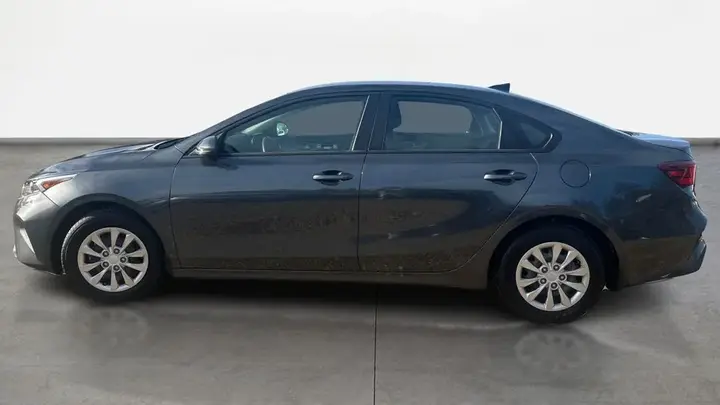 Kia Forte 2024 photo 4