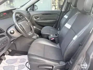Renault Grand Scenic 2014 photo 4