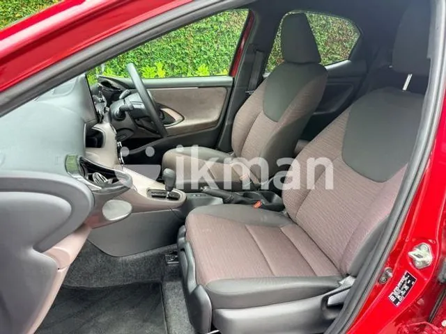 Toyota Yaris 2023 photo 5