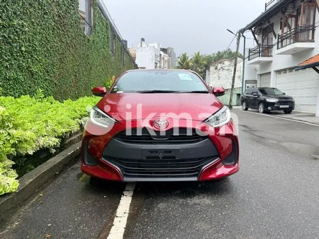 Toyota Yaris 2023 photo 2