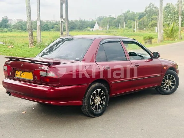Proton Persona 2012 photo 5